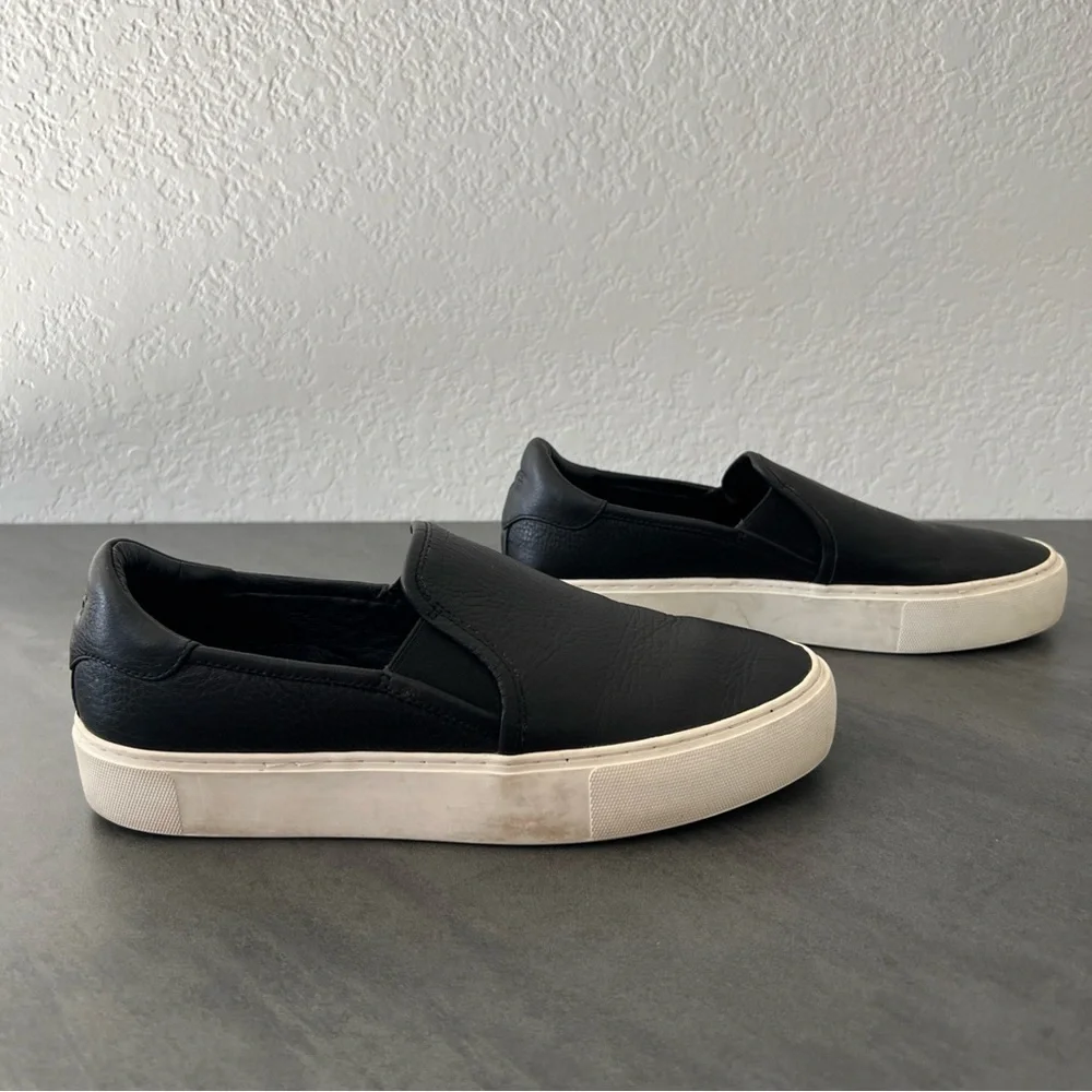 UGG Black Leather‎ Slip On Slides Sneakers Casual Shoes Women’s Size 9